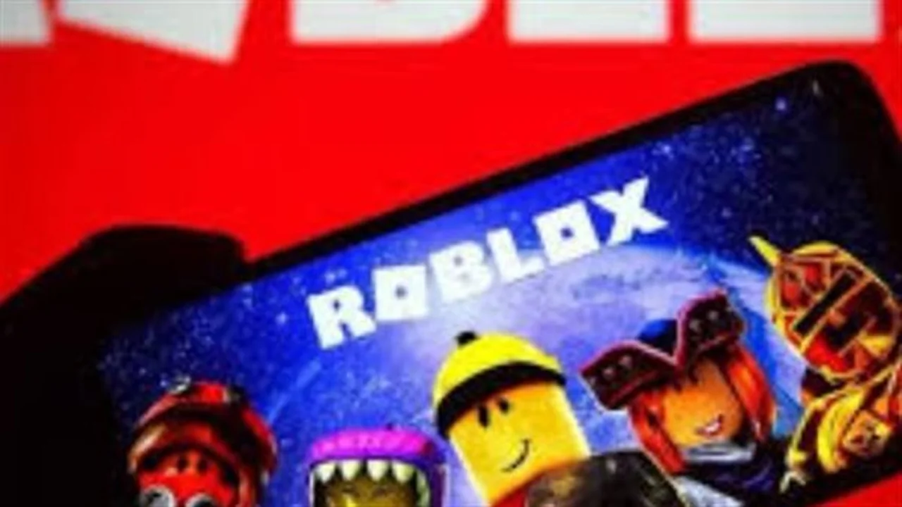 تحرك رسمي.. كواليس التنسيق مع وزارة الاتصالات لحجب لعبة روبلوكس الشهيرة في مصر